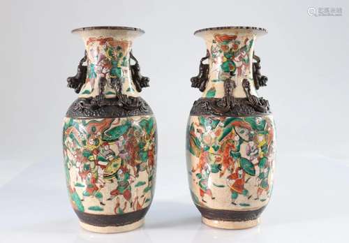 Pair of Nanking porcelain vases decorated with 19th