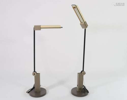 Italy - Pair of desk lamps, Ernesto Gismondi for