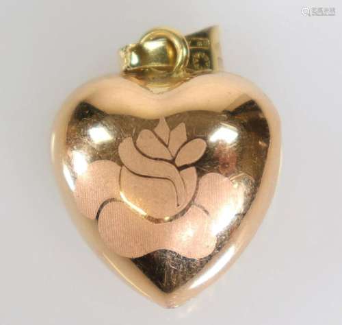 Heart pendant in 18 K Gold