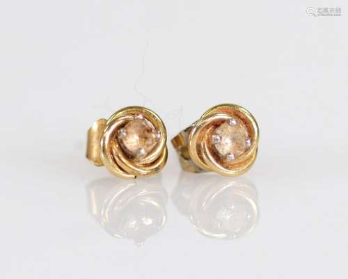 Pair of earrings, 18 K gold and diamond