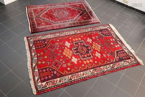 Lot (2) van een Perzische Meshkin en Hamadan - 197 x 129 en ...