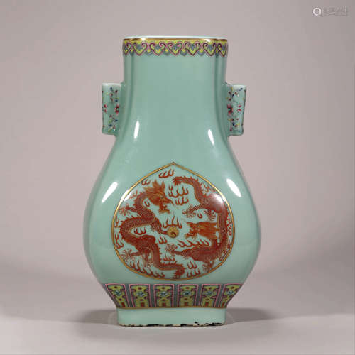 A Celadon Glaze and Iron-Red Glaze Dragon Pierced Vase