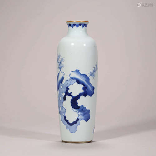 A Blue and White Landscape Rouleau Vase