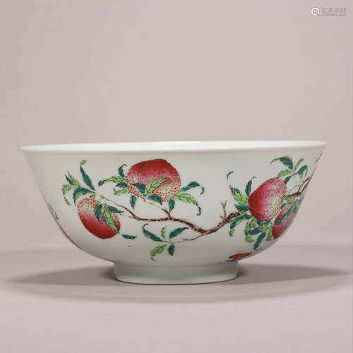 A Famille Rose Peaches Bowl