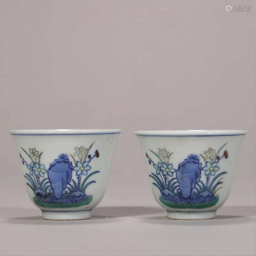 A Pair of Underglaze Blue and Doucai Glaze Orchid Cups