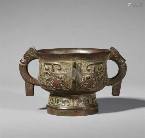 A small archaistic gui-type bronze vessel. Probably Ming dyn...