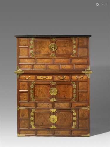 A large Korean chest (ich'ung jang). Two kinds of wood,...
