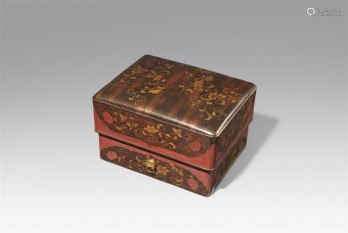 A large sumiaka lacquer box. Edo period, 17th century