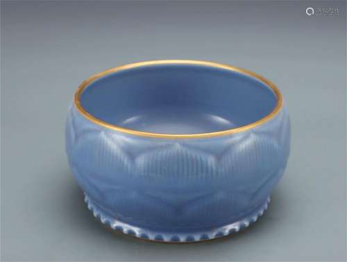 A Chinese Lotus Shaped Porcelain Brush Washer