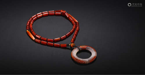 明代 绞丝环（带玛瑙管） 玛瑙