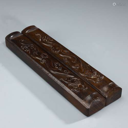 Wooden carved dragon ruler