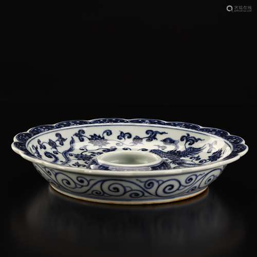 Blue and white peony plate with phoenix pattern