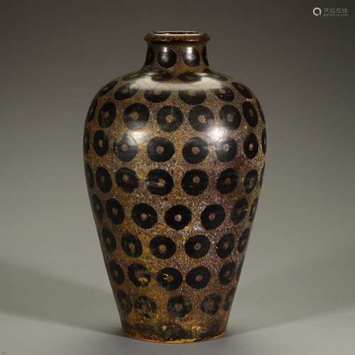 Jizhou kiln plum bottle