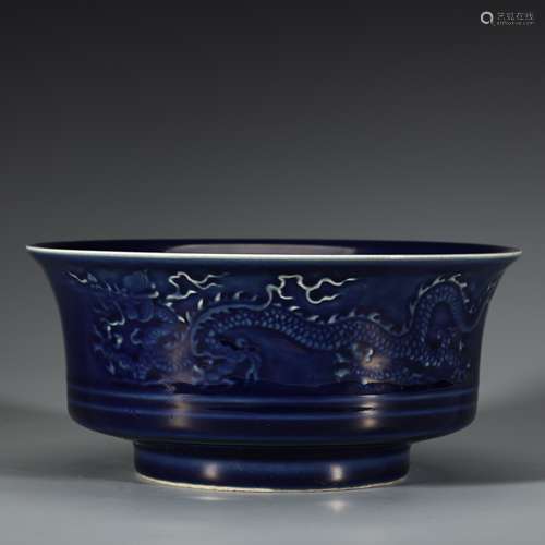 Sacrifice blue glaze pile white dark carved dragon pattern b...