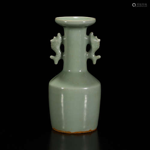 Longquan kiln binaural bottle