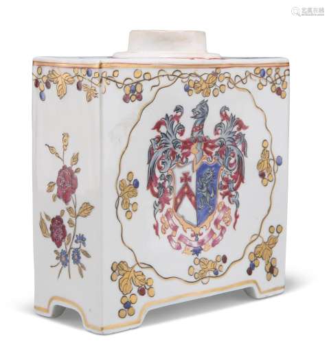 A CHINESE EXPORT-STYLE ARMORIAL TEA CADDY, of rectangular se...