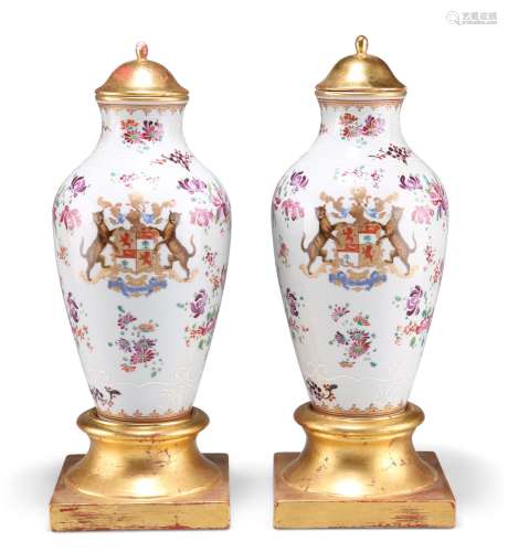 A PAIR OF SAMSON ARMORIAL VASES, IN CHINESE EXPORT STYLE, de...