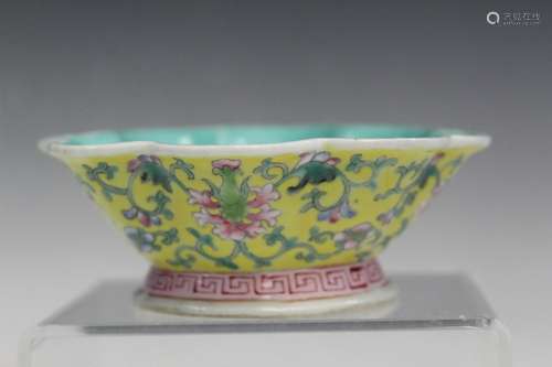 Chinese Famille Rose Porcelain Small Bowl