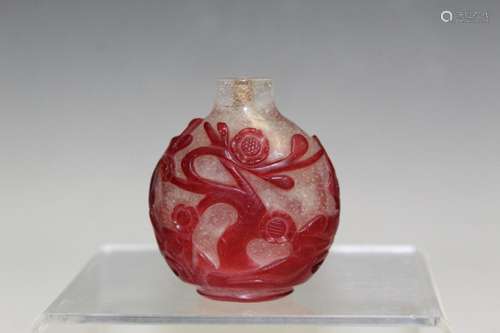 Chinese Peking Glass Snuff Bottle