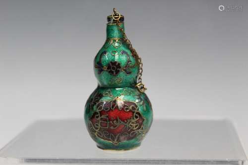 Chinese Enameled Double Gourd Snuff Bottle