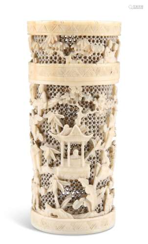 A 19TH CENTURY CANTONESE IVORY CYLINDRICAL BOX AND COVER, fi...