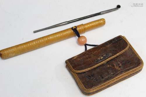 Japanese Tobacco Pouch and Pipe