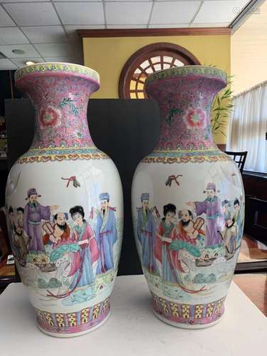 Pair of Chinese famille rose porcelain vases.