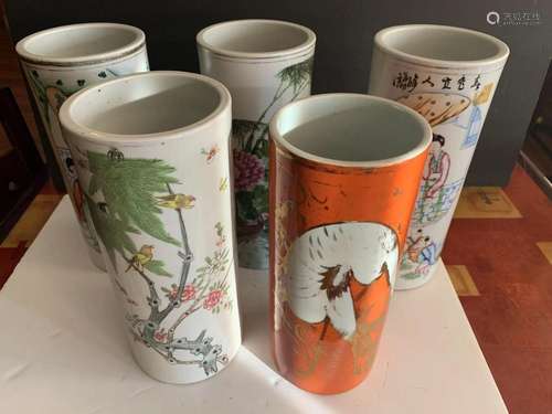 5 Chinese porcelain hat vases.