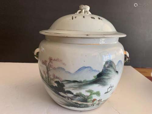 Chinese porcelain covered jar.