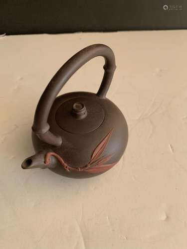 Chinese Yixing teapot.