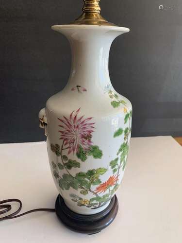 Chinese famille rose porcelain vase lamp.