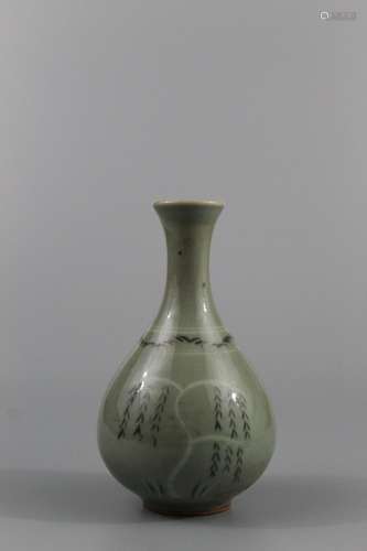 Korean celadon porcelain vase.