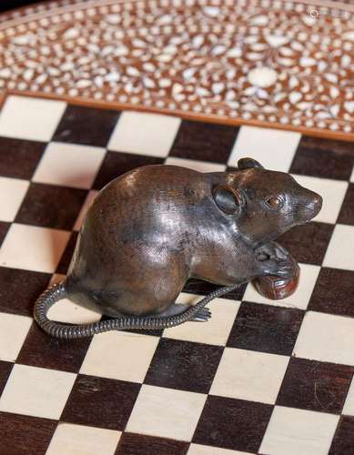 64 - BRONZE RAT