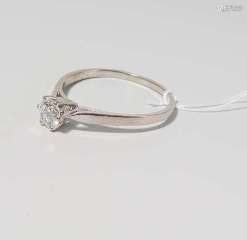 DIAMANT-SOLITAIRE-RING