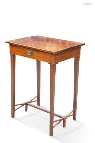 AN EDWARDIAN MAHOGANY OCCASIONAL TABLE, with hinged rectangu...