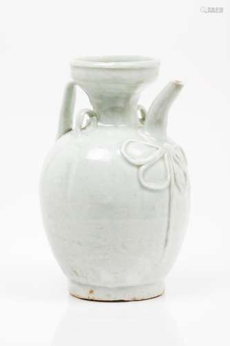 A Qingbai water jug