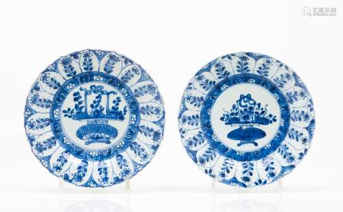 A pair of Kangxi plates