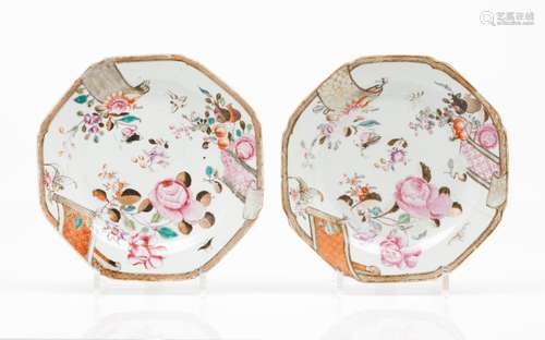 A pair of octagonal plates