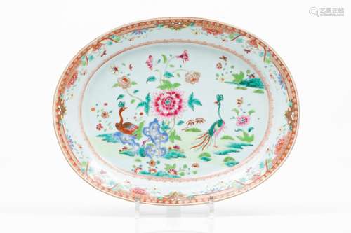 An oval serving platter