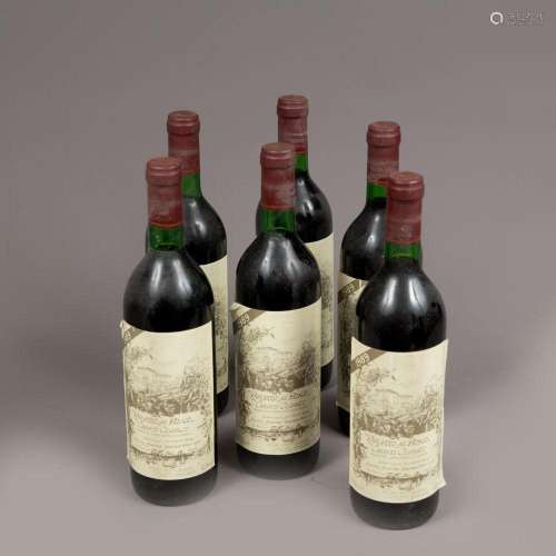Six bottles of vintage Chianti