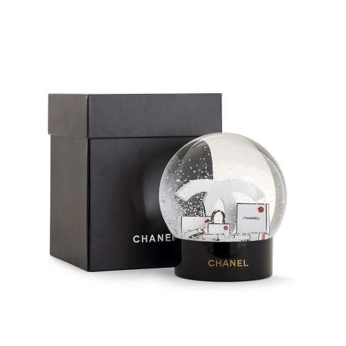 CHANEL Boule à neige