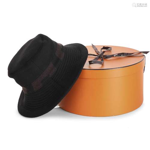 HERMÈS Paris Chapeau