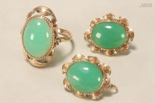 Ladies 9ct Gold & Jade Suite,