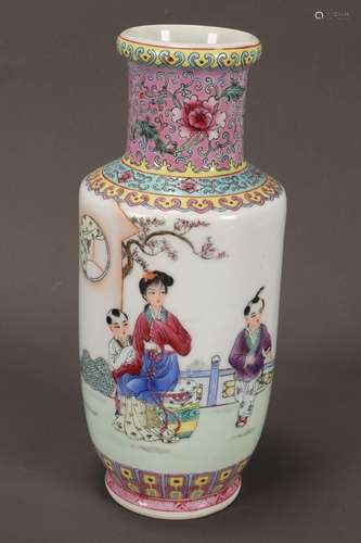 Chinese Porcelain Vase,