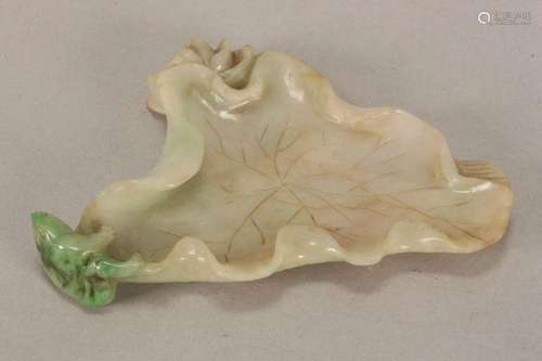 Chinese Late Qing Dynasty Jadeite Brush Washer,