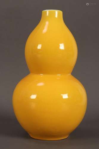 Chinese Porcelain Double Gourd Vase,