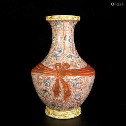 Gold Painted Porcelain Bottle, China