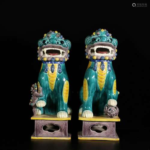 A Pair Of Su Tricolor Porcelain Lions, China