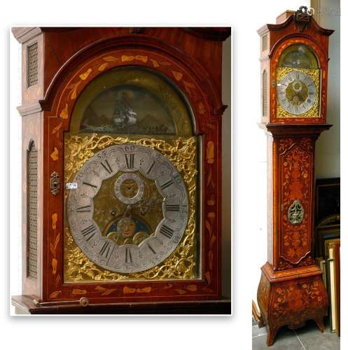 Horloge - gaine en bois de placage et marqueterie à décor &q...