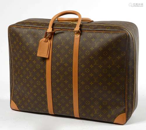 LOUIS VUITTON - Valise de marque Louis Vuitton en toile endu...